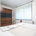 Barackvirag Apartmanhaz