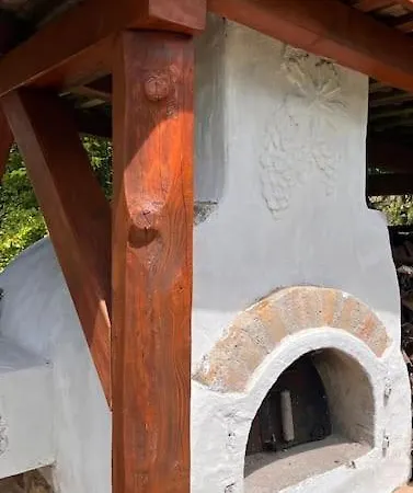 Barackvirag Apartmanhaz Pécs