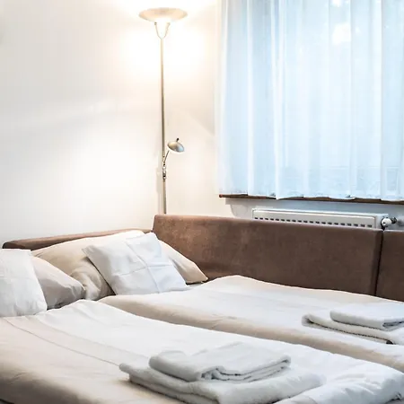 شقة Barackvirag Apartmanhaz